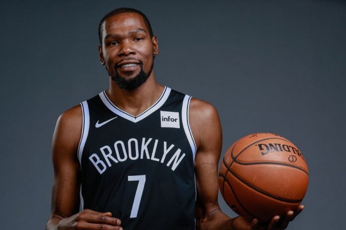 Kevin Durant Is Crowned In New York While Awaiting The Arrival Of James ...