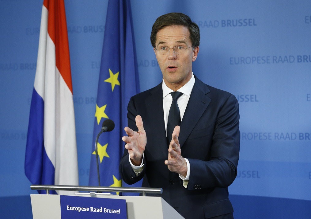 Mark Rutte Wins The First Pulse To The Deniers With The Curfew In The ...