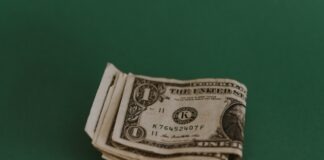 1 US dollar banknote