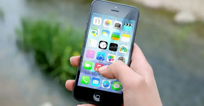 How to Hide Apps on iPhone How to Hide Apps on iPhone