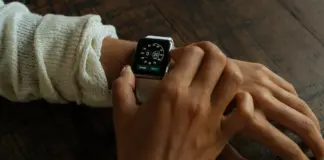 How to Take a Screenshot on Your Apple Watch