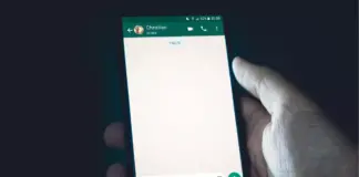 How to Hide Your WhatsApp Profile Photo from Some People?