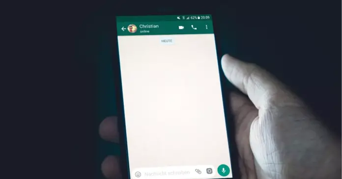 How to Hide Your WhatsApp Profile Photo from Some People?