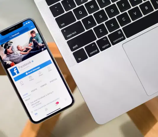 How to Add Links to Facebook Story