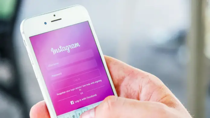 Why Instagram is showing old posts in my feed Why Instagram is showing old posts in my feed