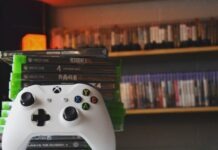 Skills and Strategy: Navigating Strategy-Based Online Money Games white xbox one game controller