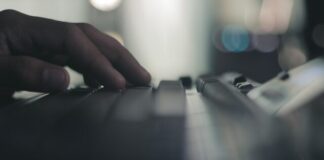 computer, computer keyboard, gaming