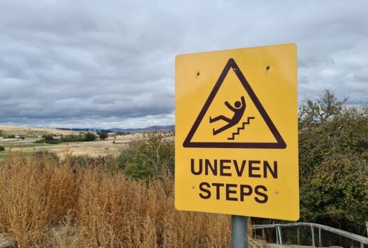 yellow and black no smoking sign