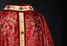 Celebrate Faith with Style: Explore HAFTINA.USA’s Ornate Religious Vestments