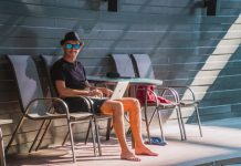 Navigating the Rise of Digital Nomads: How Lifestyle Trends Shape Consumer Behavior