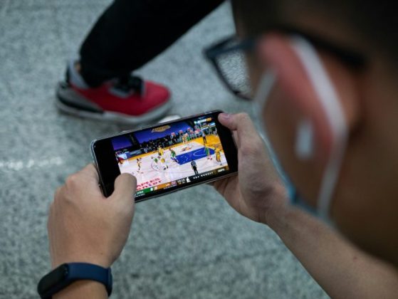 Real-Time Data Processing with Java: Live Sports Betting and Financial ...
